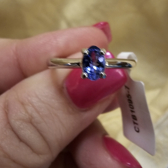 Sz 7, Dainty Solitaire Tanzanite Ring, 925 Silver,Rhodium,& Rough Sample Tanz. - Picture 8 of 13